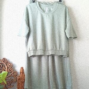 Yogalicious Sage Green Scuba Set